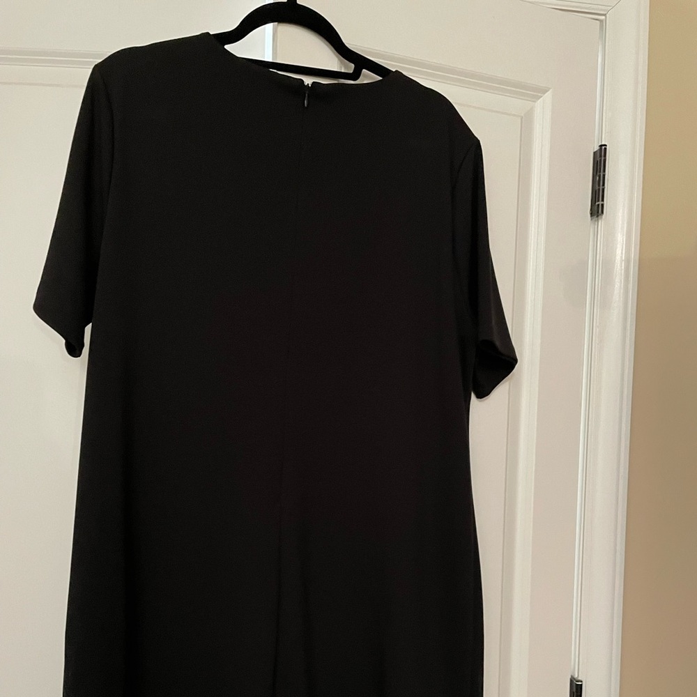 Old Navy Black XL Dress! Zipper in Back! Sleeves!